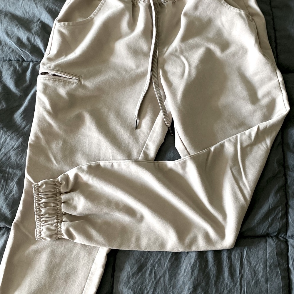Khaki colored Jaanuu set. Size small. Great condition.
